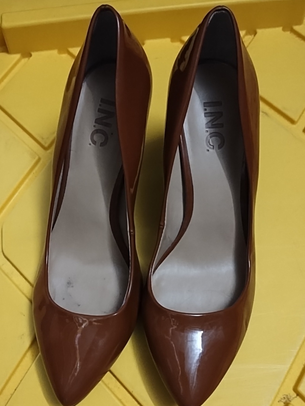 INC Zitah Heels Patent Leather Brown Size 7.5 Glossy Finish Pointed Toe